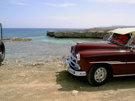 Portrait einer Insel Selbstfahrer-Rundreise (Havanna/Santigao de Cuba)