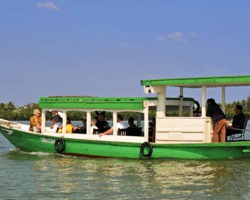 Half Day Discover My Son Holy Land (car & boat) - Private