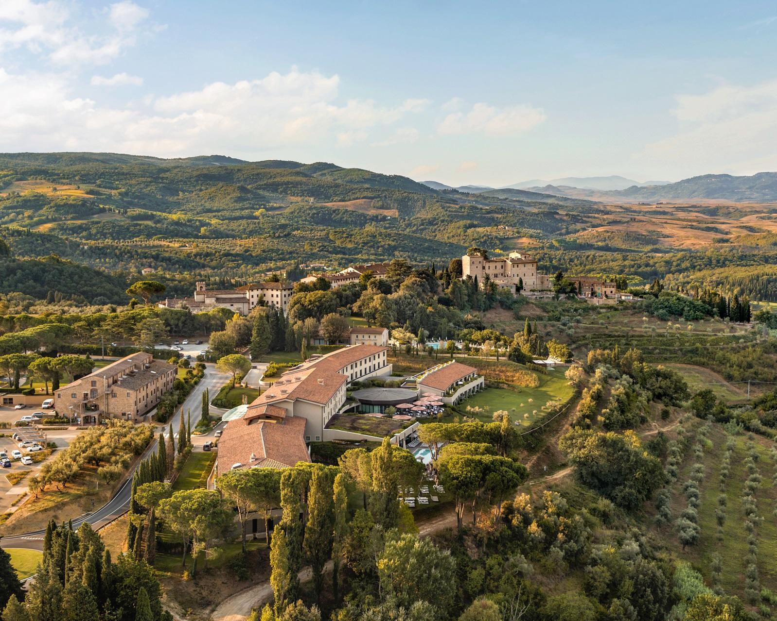 3 Nächte im Toscana Resort Castelfalfi und 1 Greenfee je Person (Golfclub Castelfalfi)