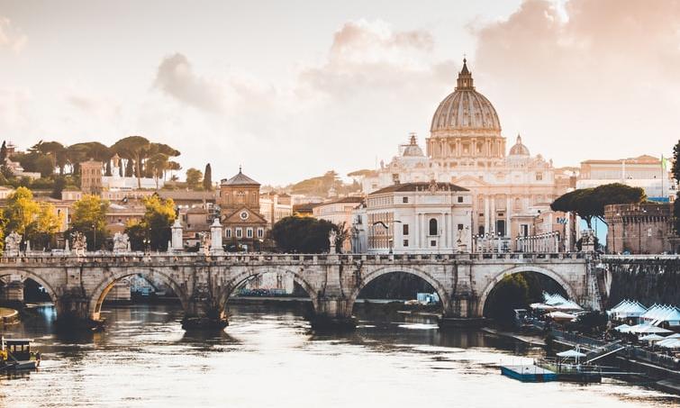 Enamórate de Roma y disfrútalo con un crucero Enamórate de Roma y disfrútalo con un crucero