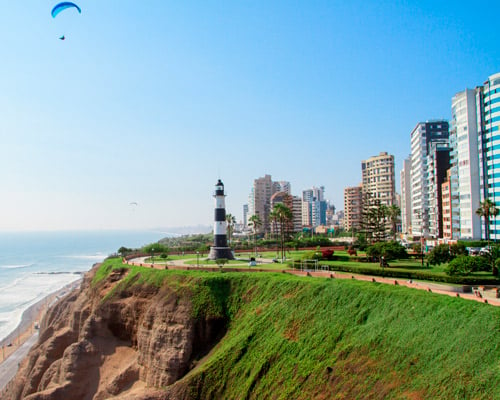 Descubre lo mejor de Perú, capital y playa